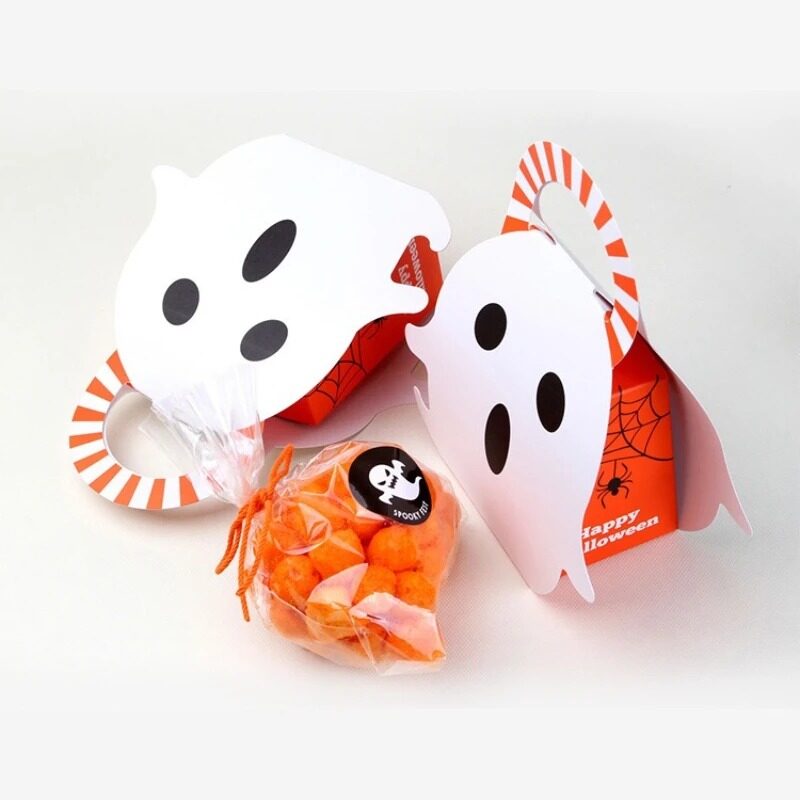 bonbonnière fantôme en carton blanc pour Halloween